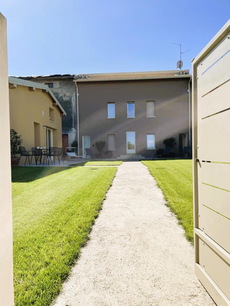 Ferienwohnung Cavecchie Desenzano Desenzano del Garda Exterior foto